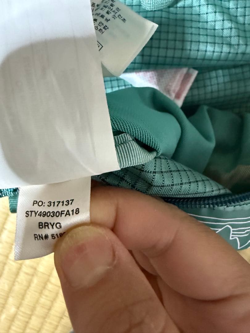 【未使用】patagonia ライトウェイト ブラックホール ギアトート