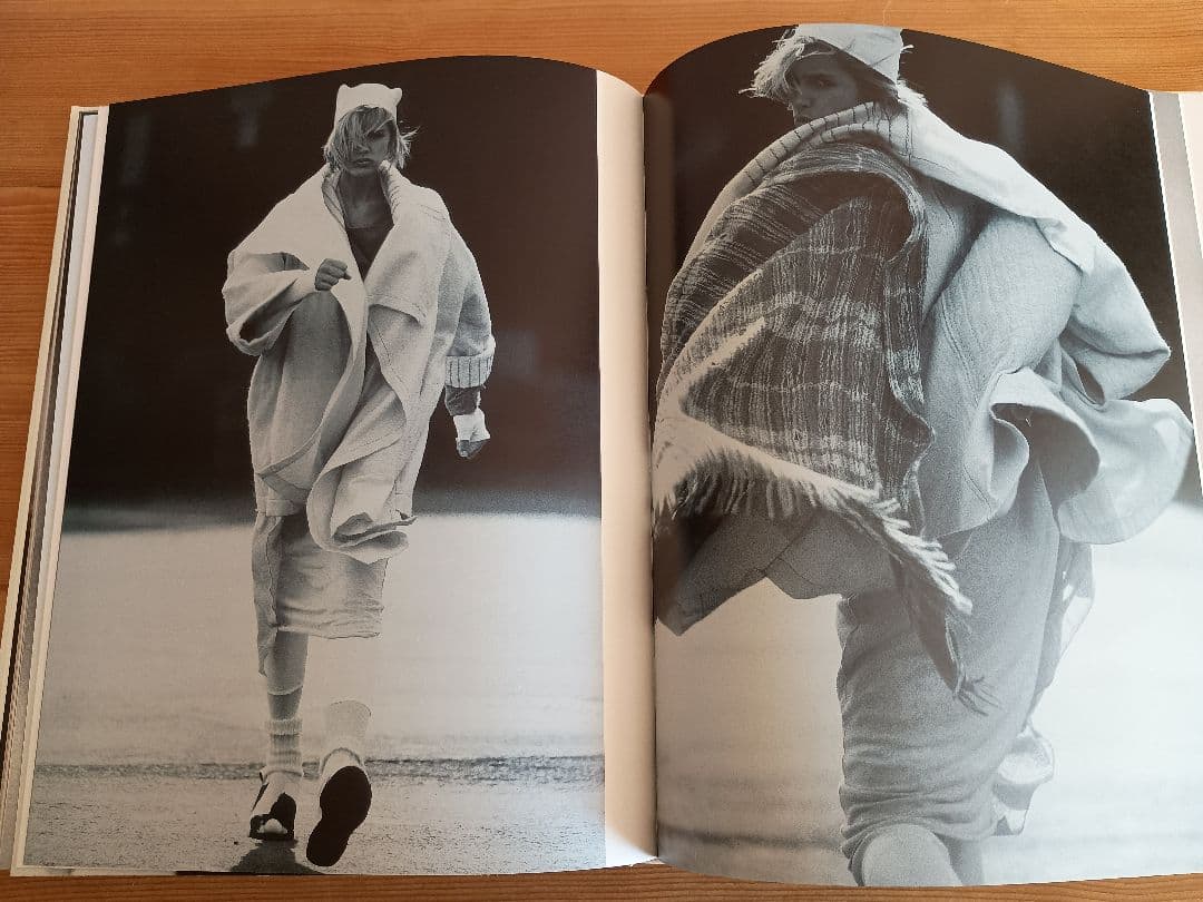 COMMEdesGARCONS コムデギャルソン 1986コレクション写真集