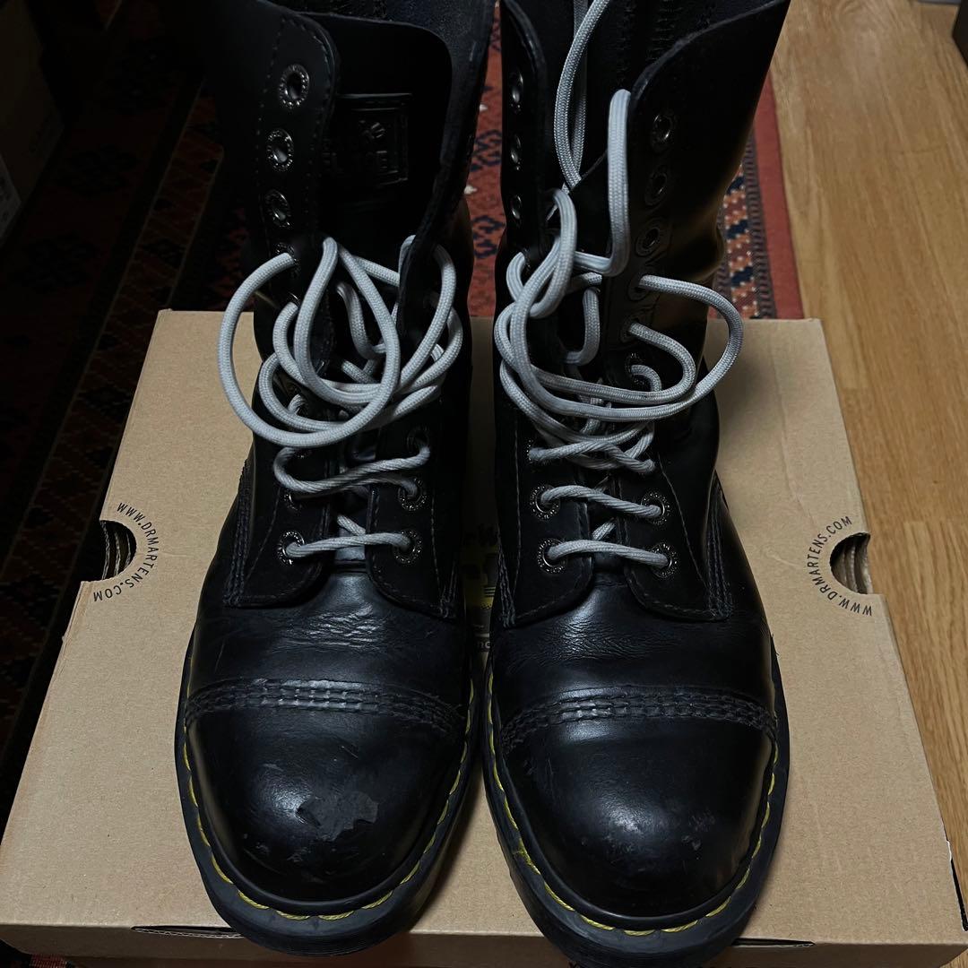ドクターマーチン　8761 10ホール　US8