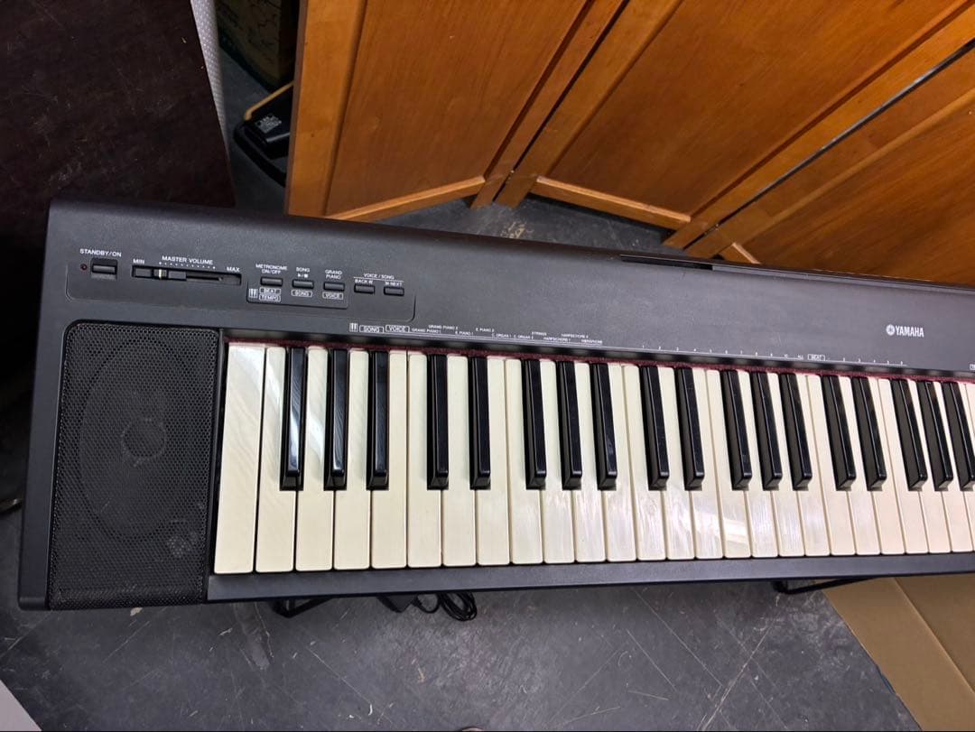 YAMAHA DEGITALKEYBOARD 76鍵 WK14720 NP-30
