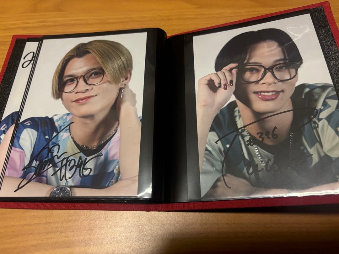 BsGravityライブ2025 全メンバー直筆サイン入りフォトアルバム（1部）