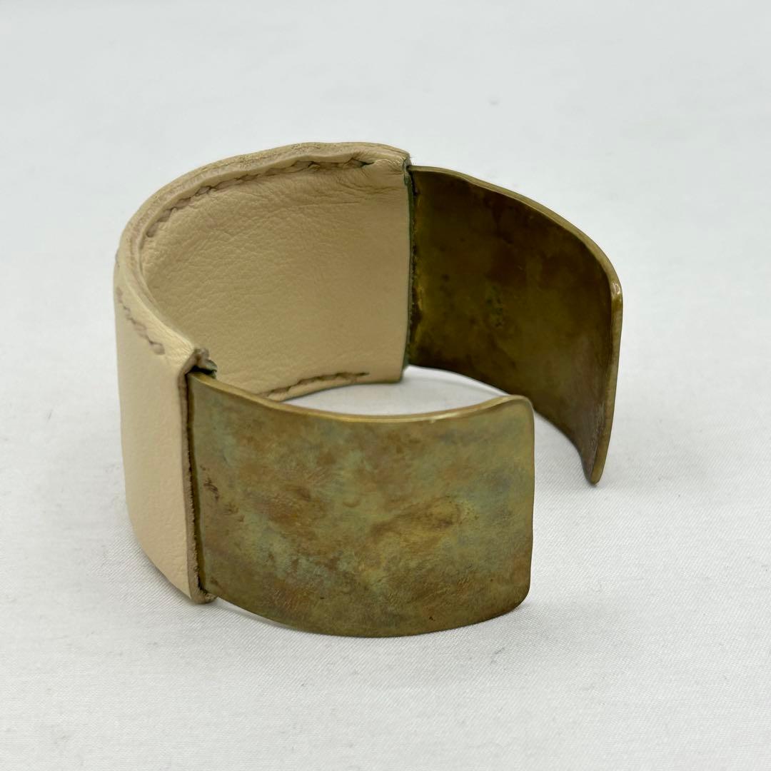 crescioni クレッシオーニ レザー バングル 金具 ゴールド 上品