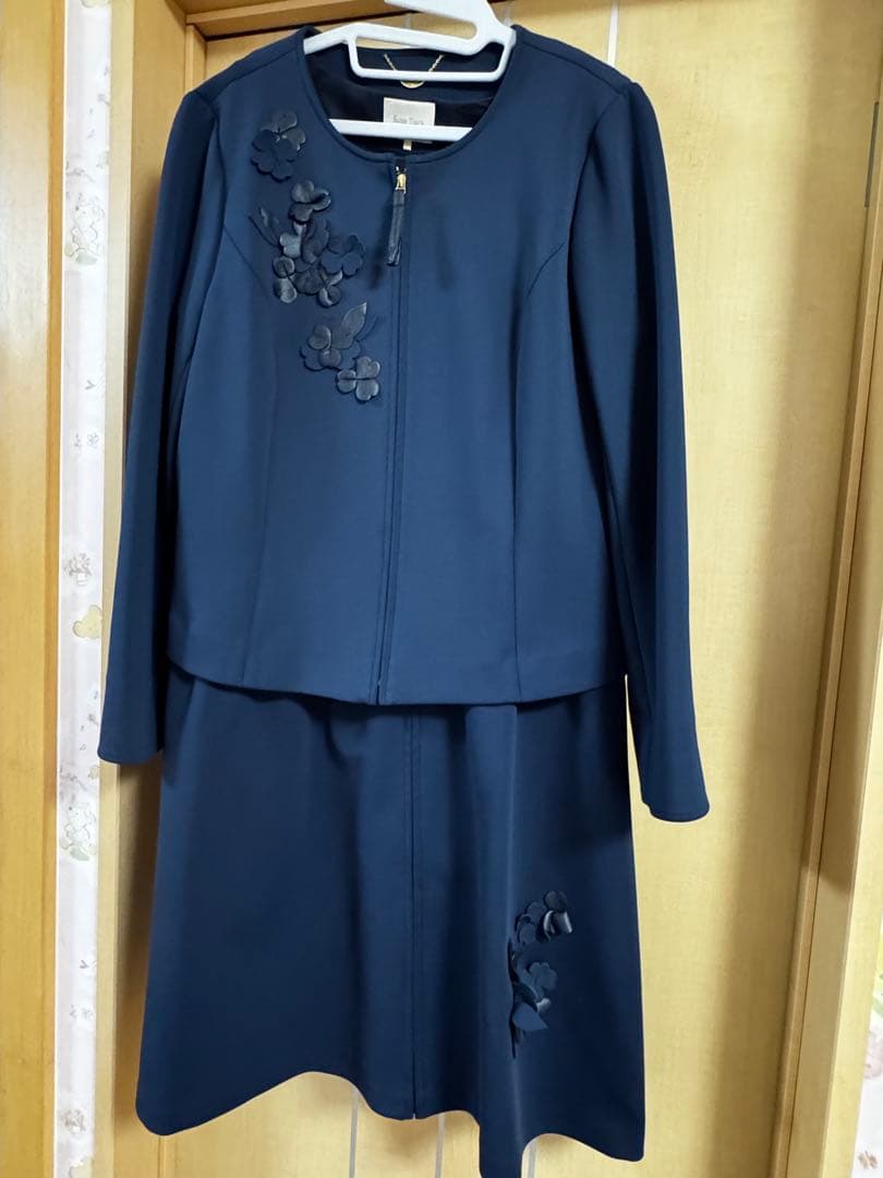 Rose Tiara 3Dフラワーモチーフ　ジャケット ワンピース 42