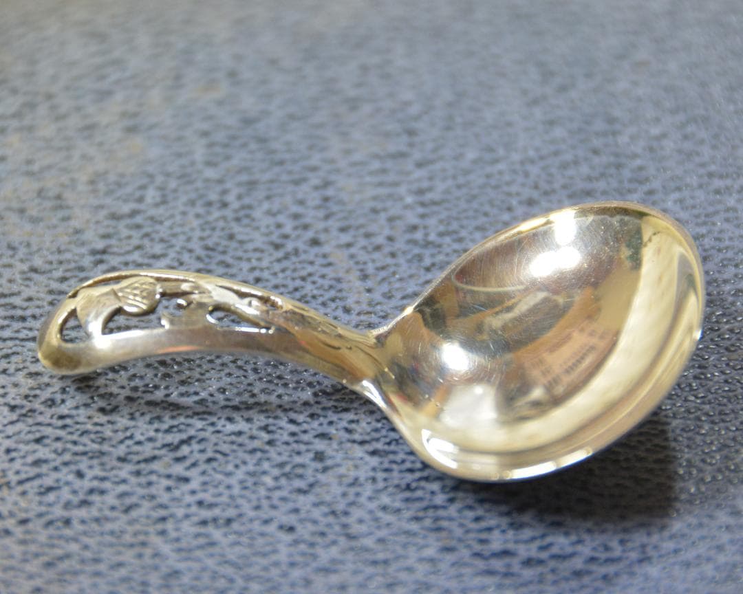 【英国アンティーク】シルバープレートのティーキャディ・スプーン