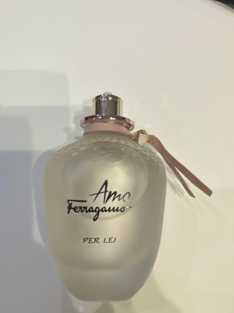 フェラガモ パーレイ100ml Ferragamo Amo Per Lei 香水