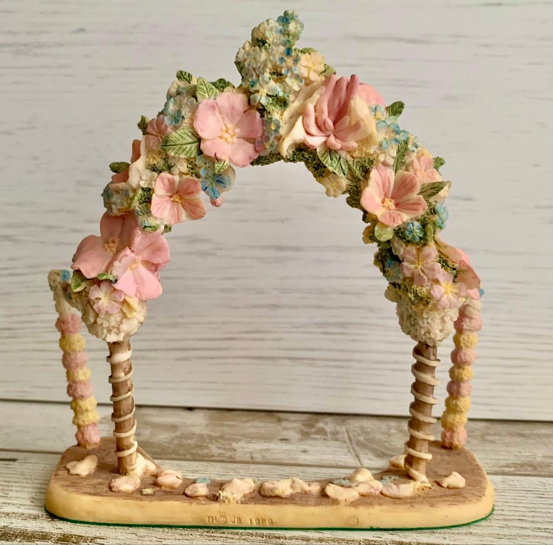 ブランブリーヘッジ のばらの村のものがたり ダスティとポピーのウェディング