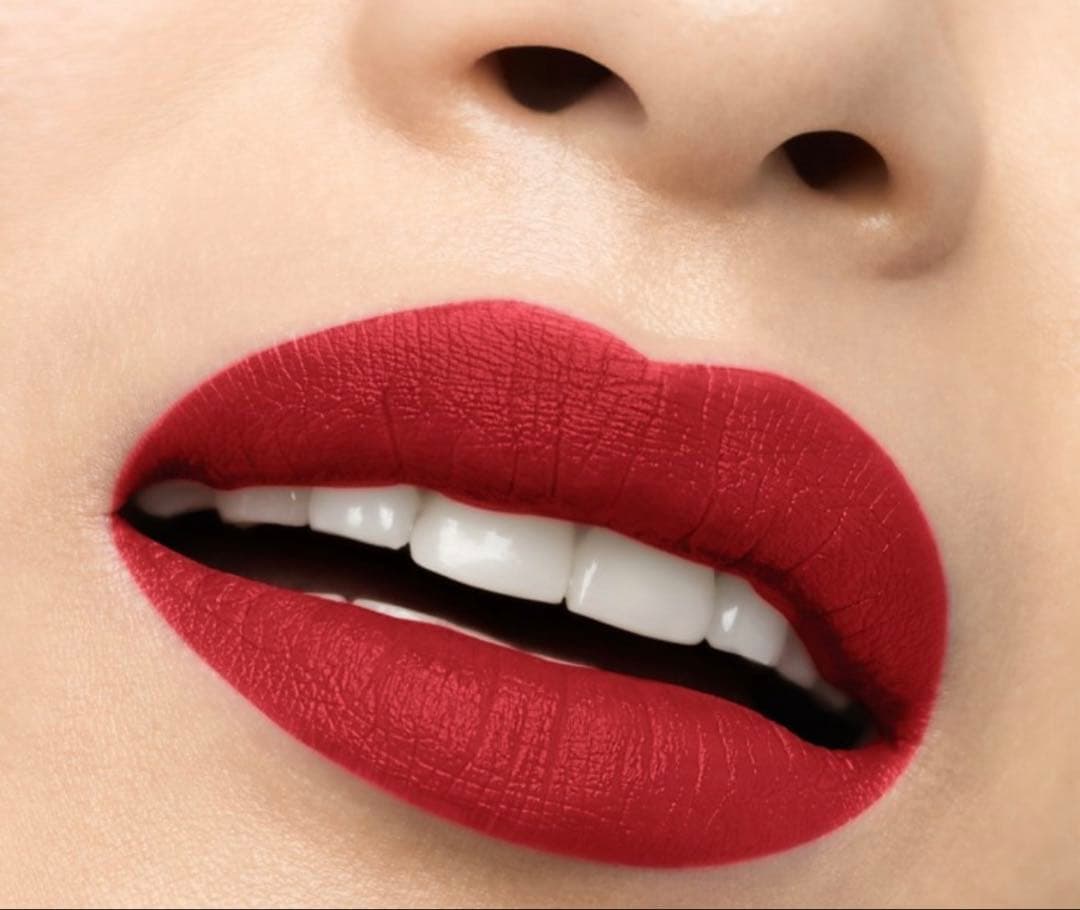 クリスチャンルブタン ベルベットマット リップスティック レッドドラマドゥース