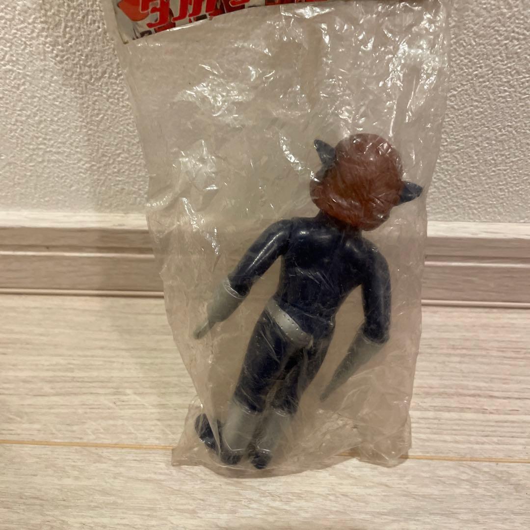 タカトク　マグマ星人　ソフビ