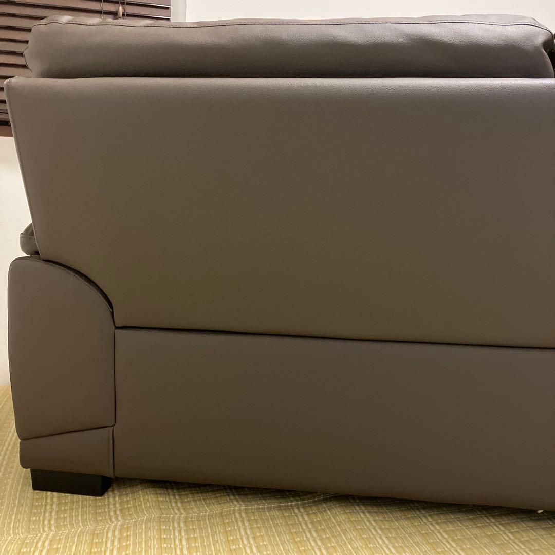 【美品・送料込】ニトリ　ブラウン 3人掛けソファ 合皮