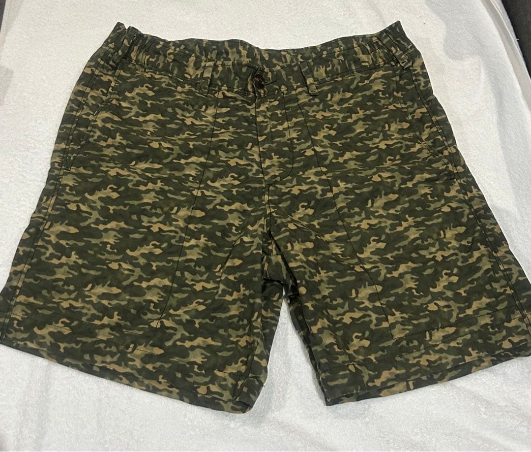 モンクレール　メンズ　ハーフパンツ