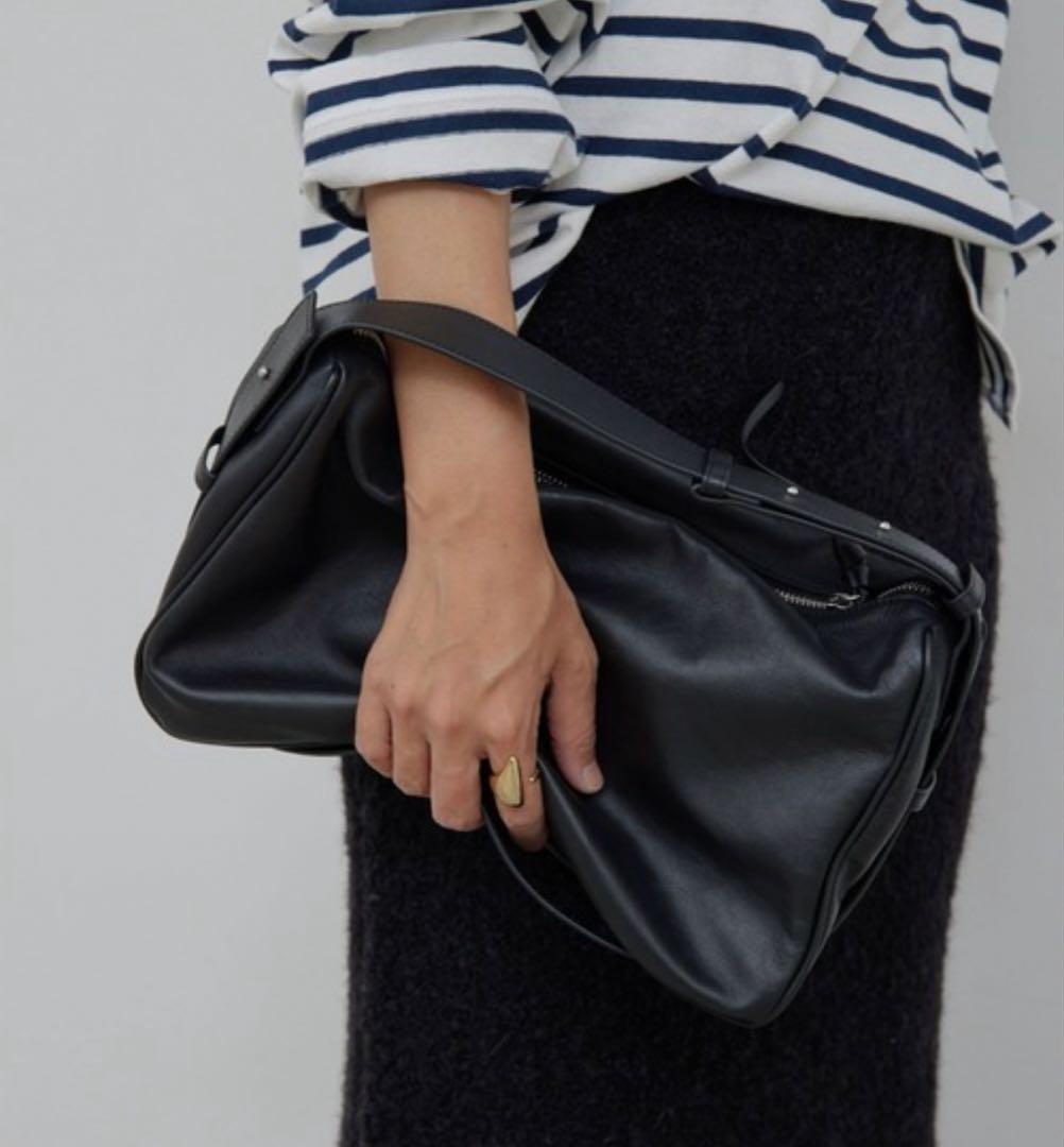 【ガリャルダガランテ】2.718ソフトスクエアショルダーバッグ 2WAY 本革