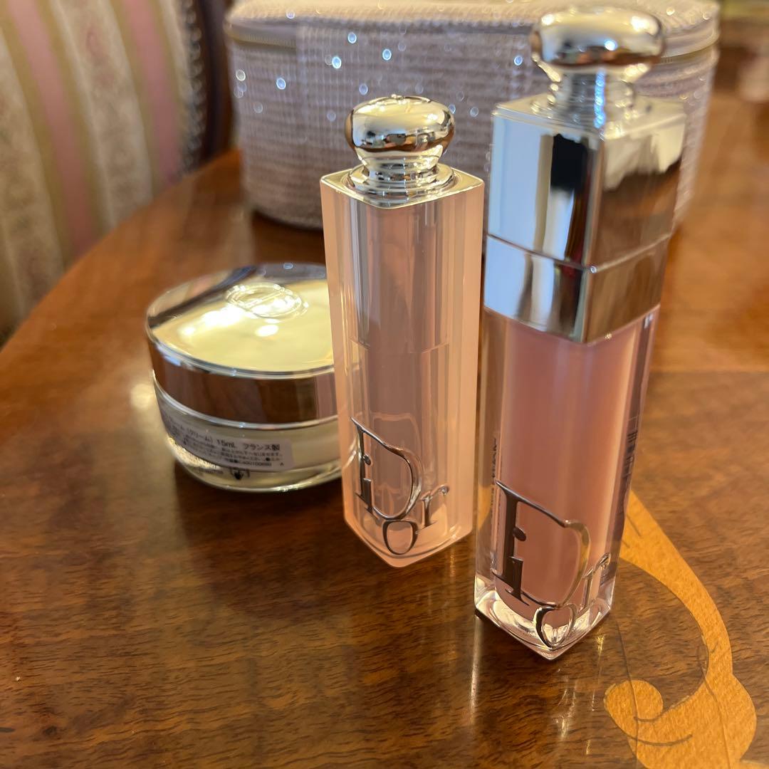 Dior クリスマスコフレ2025ホリデーゴールドポーチ