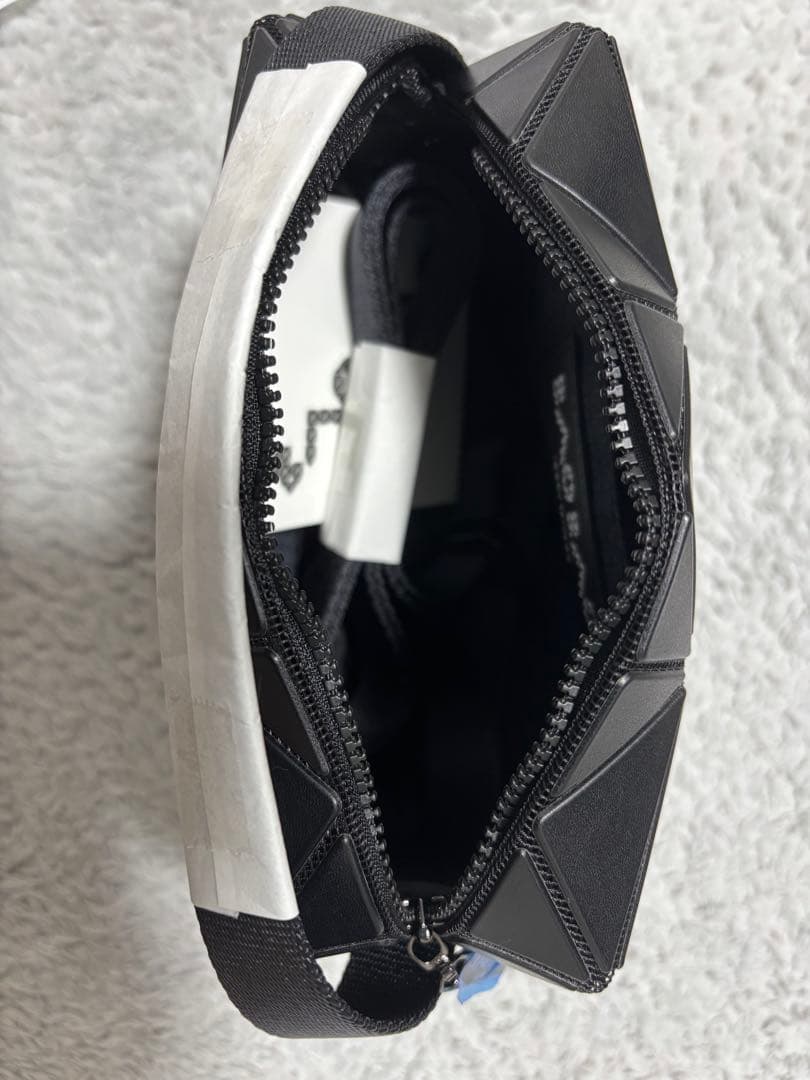 BAO BAO ISSEY MIYAKE CUBOIDショルダー