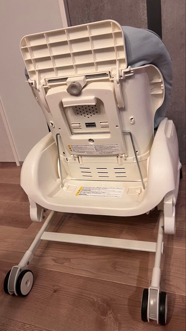 コンビCombi ネムリラ　ハイローチェア　手動