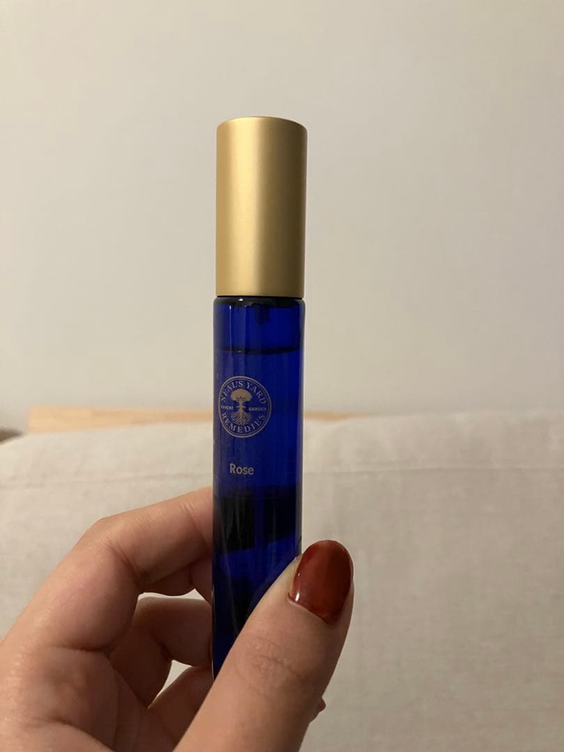 ニールズヤードフレグランスコレクション 香水 ローズ ネロリ　フランキンセンス