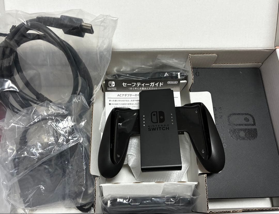 Nintendo Switch 本体 ジョイコン パステルピンク