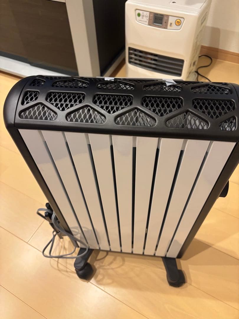 デロンギマルチダイナミックヒーターMDHS12-BK