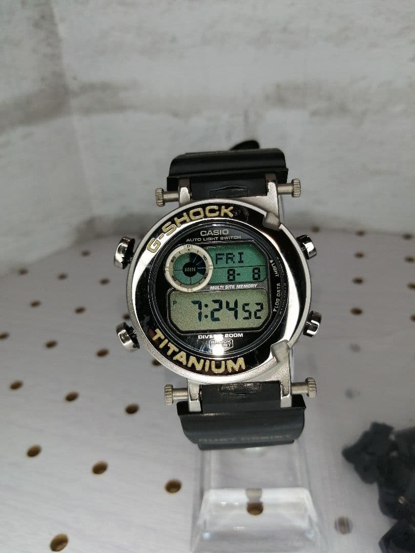 カシオ　G-shock baby-g DW-9900 フロッグマン電池新品