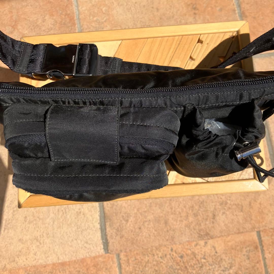 ✨極美品✨プラダ PRADA ボディバッグ ブラック ナイロン