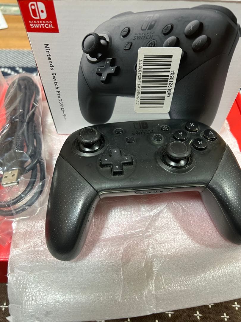 Nintendo Switch 本体 グリーン・レッド Joy-Con