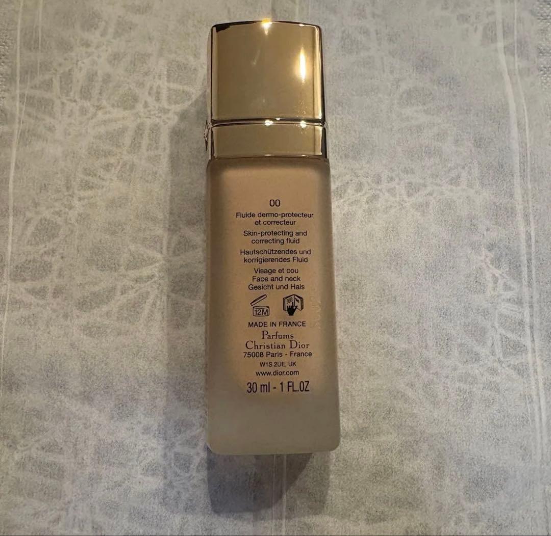 プレステージ ホワイト ル プロテクター UV ルミエール　BB 00