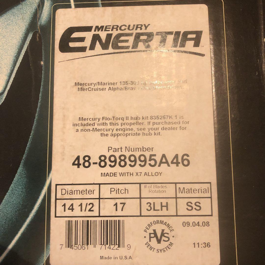 Mercury enertia プロペラ　船外機