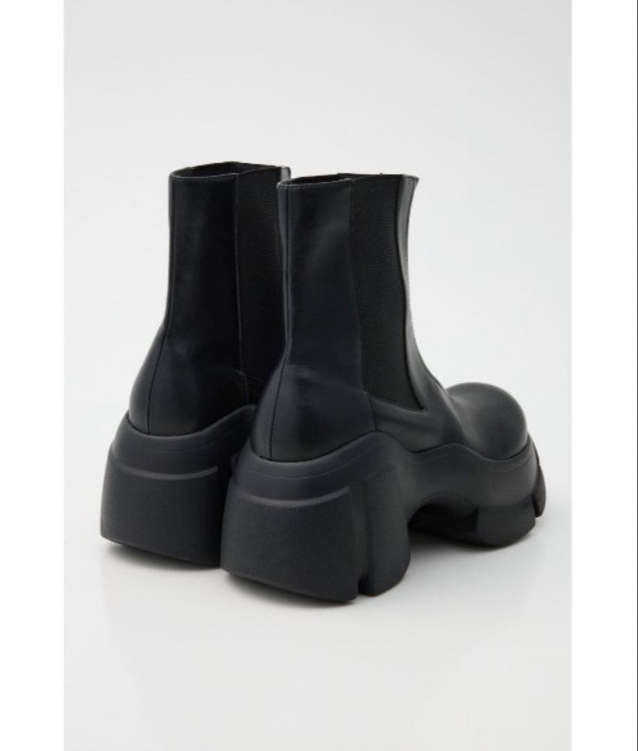 FRONT ZIP CHUNKY BOOTS フロントジップ チャンキーブーツ