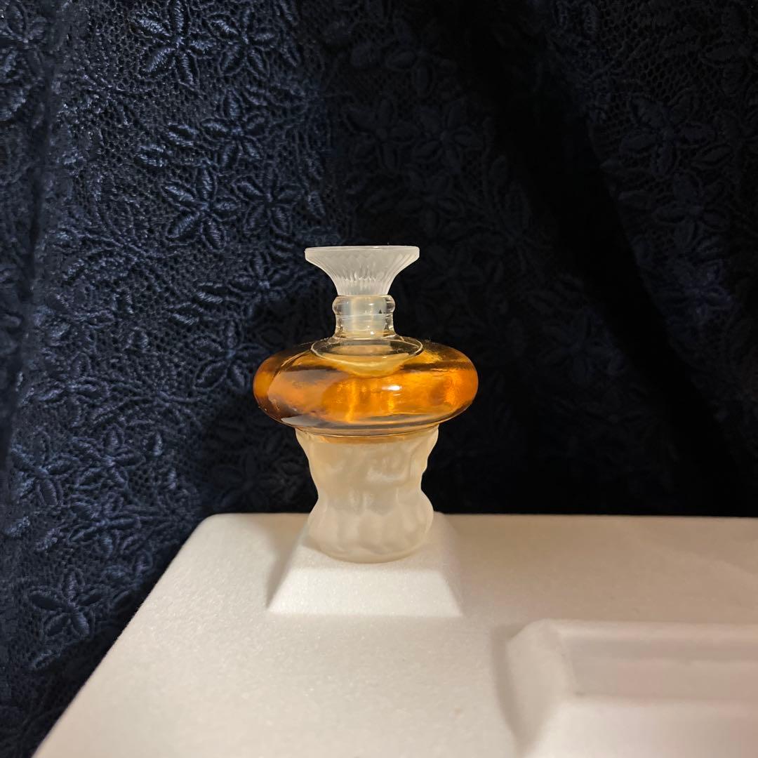 特価❗️ラリック　ミニチュア PARFUMコレクション限定2000・01・02年版