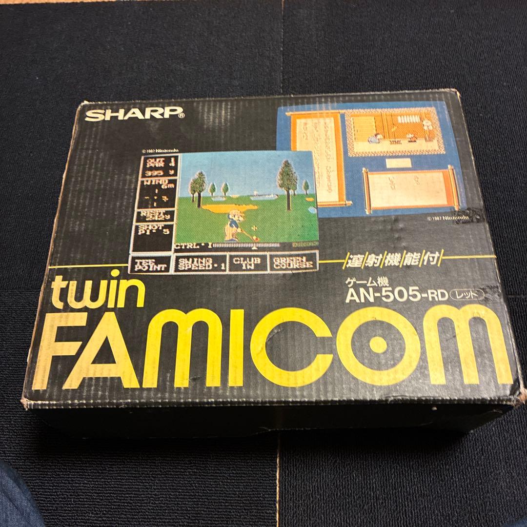 【ジャンク品】ツインファミコン箱付　ディスクNG