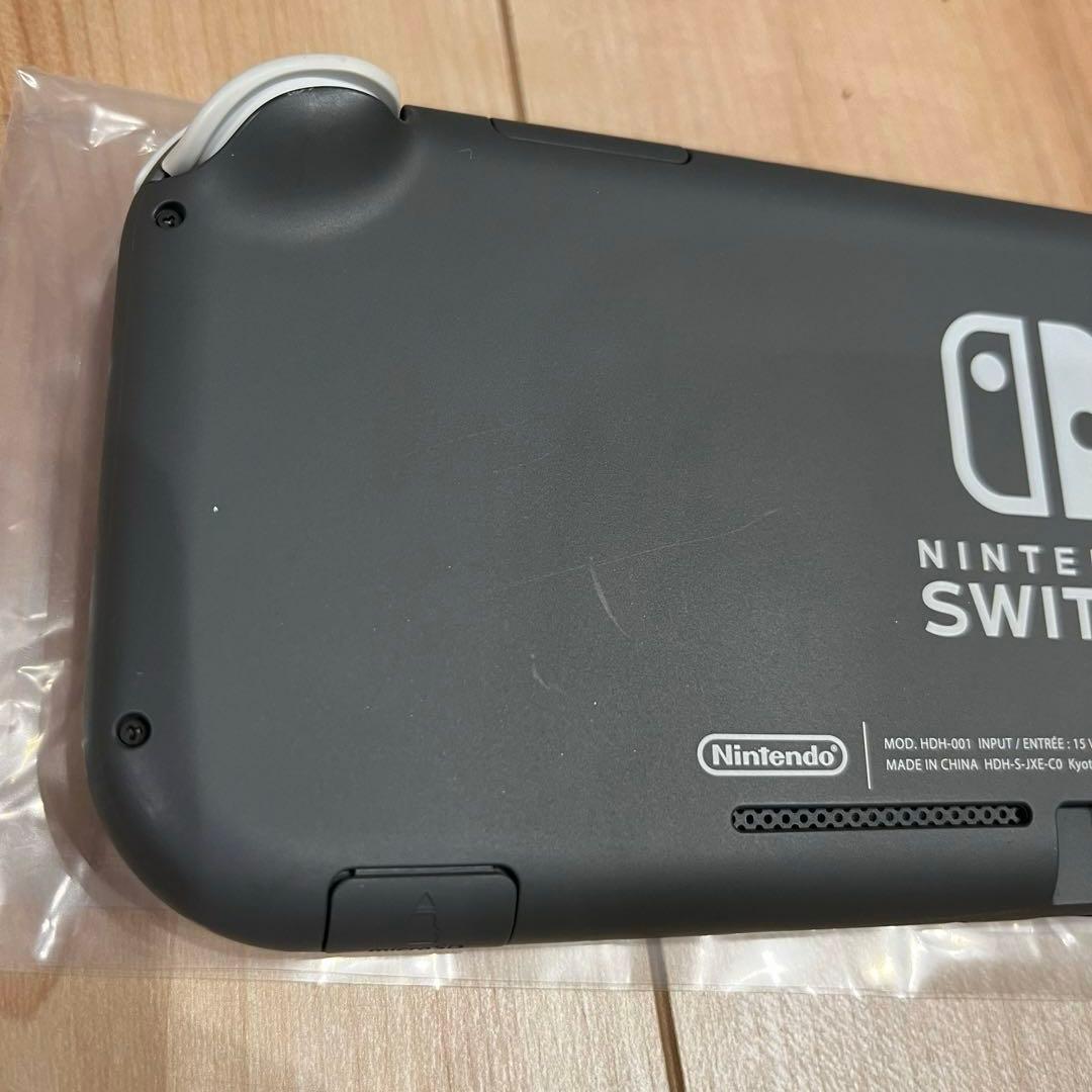 《匿名発送》Nintendo Switch light本体 ピカチュウカバー付