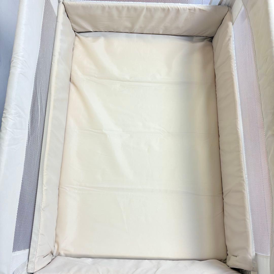 【匿名配送・訳アリ価格】アップリカ ココネルエアー ベビーベッド