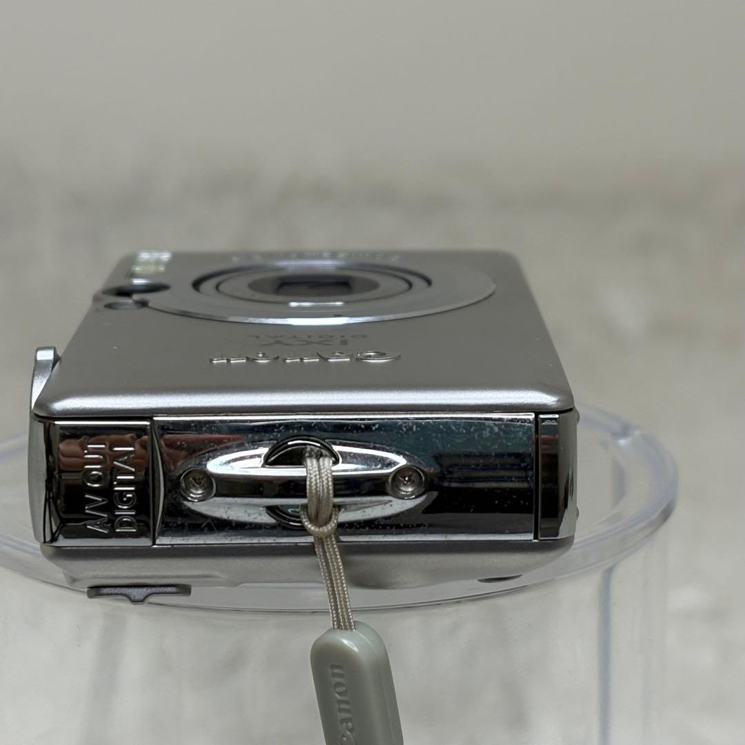 Canon カメラ　IXY 70 PC1193 シルバー コンデジ　動作品