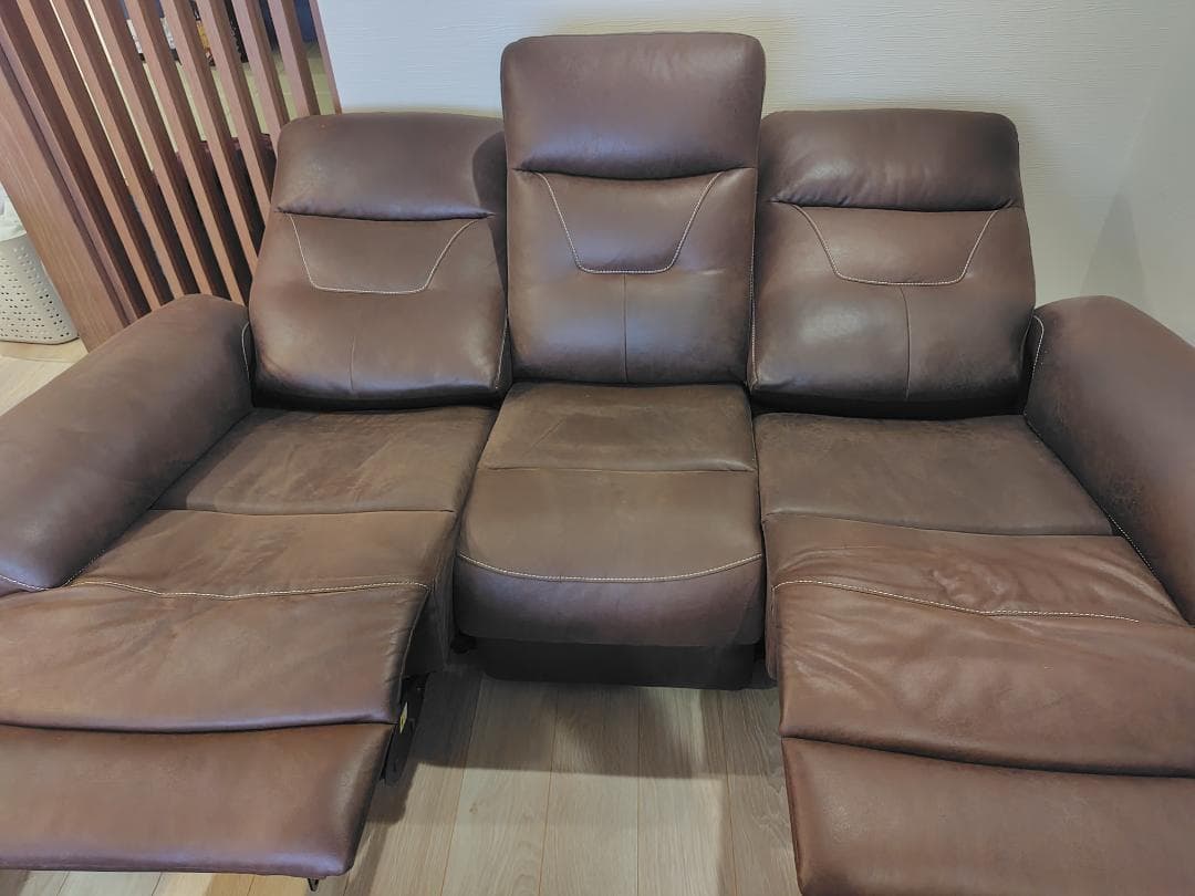 関家具 三人掛け 電動ソファ