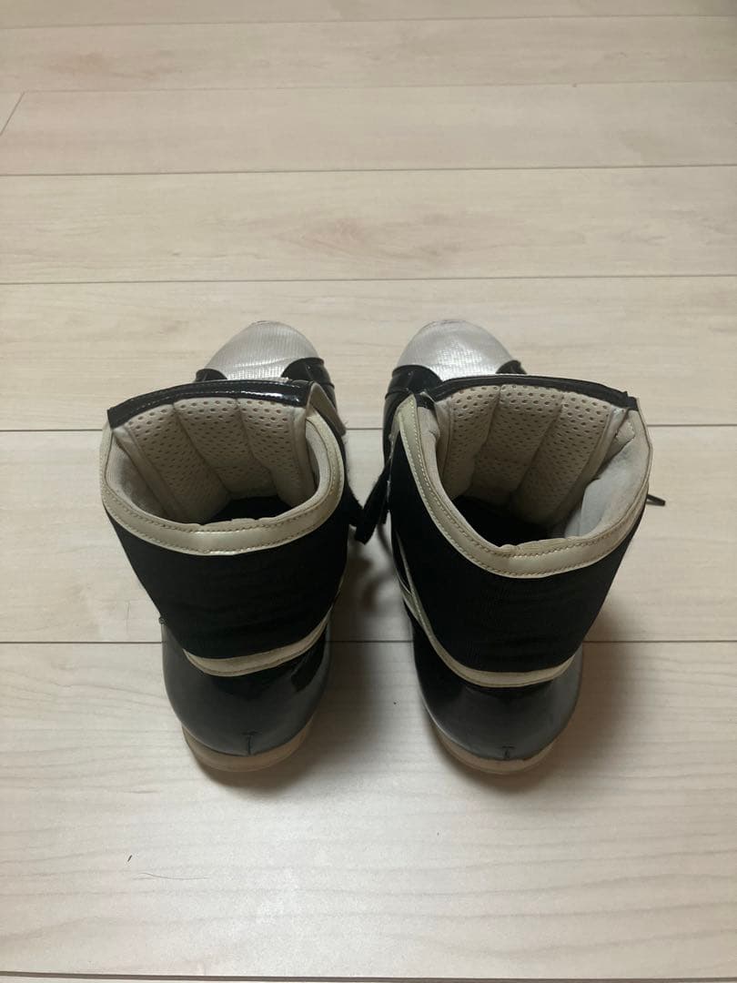 Mizuno ボクシングシューズ ハイカット 黒白