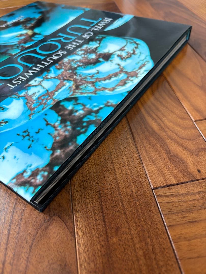 Jewel of the Southwest Turquoise 本　ターコイズ