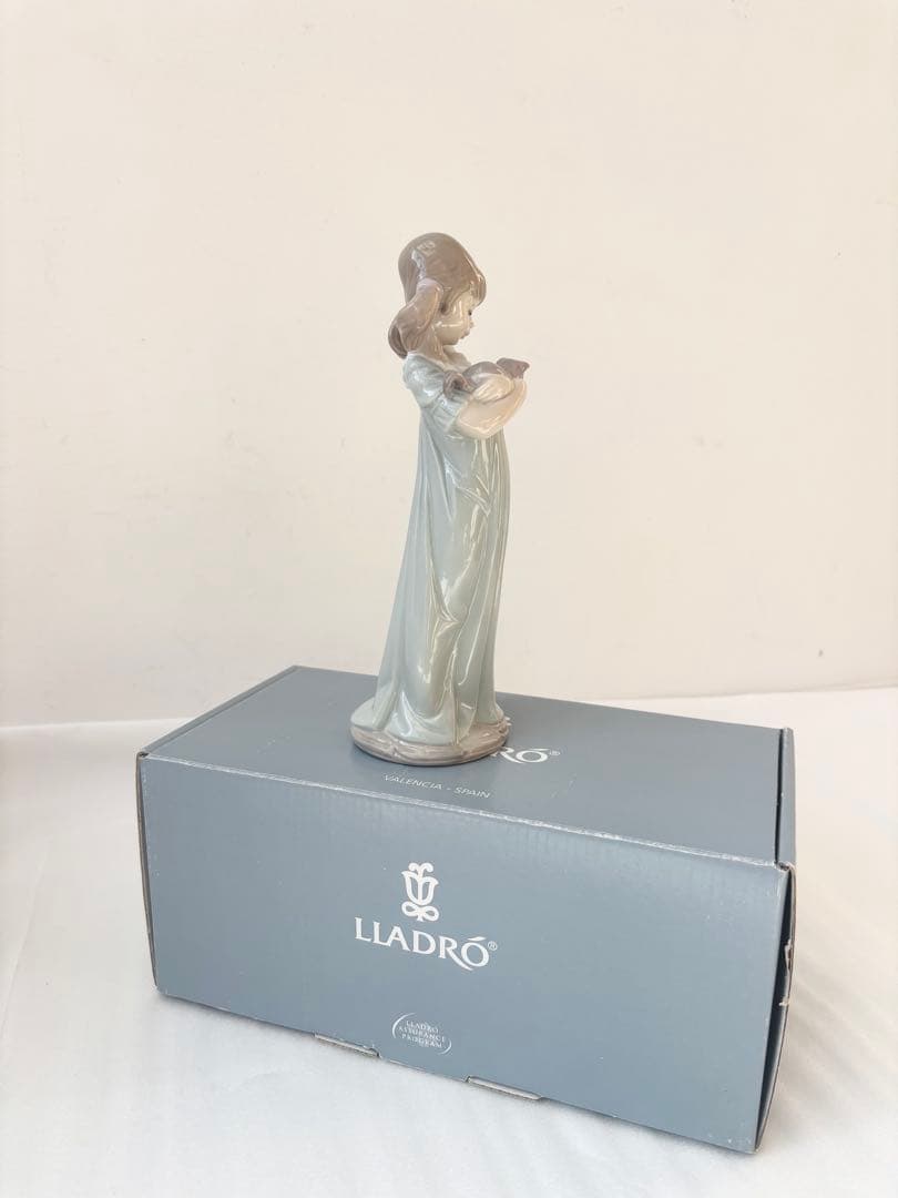 リヤドロ 私のことも忘れないで フィギュリン LLADRO 外箱付き　猫　少女