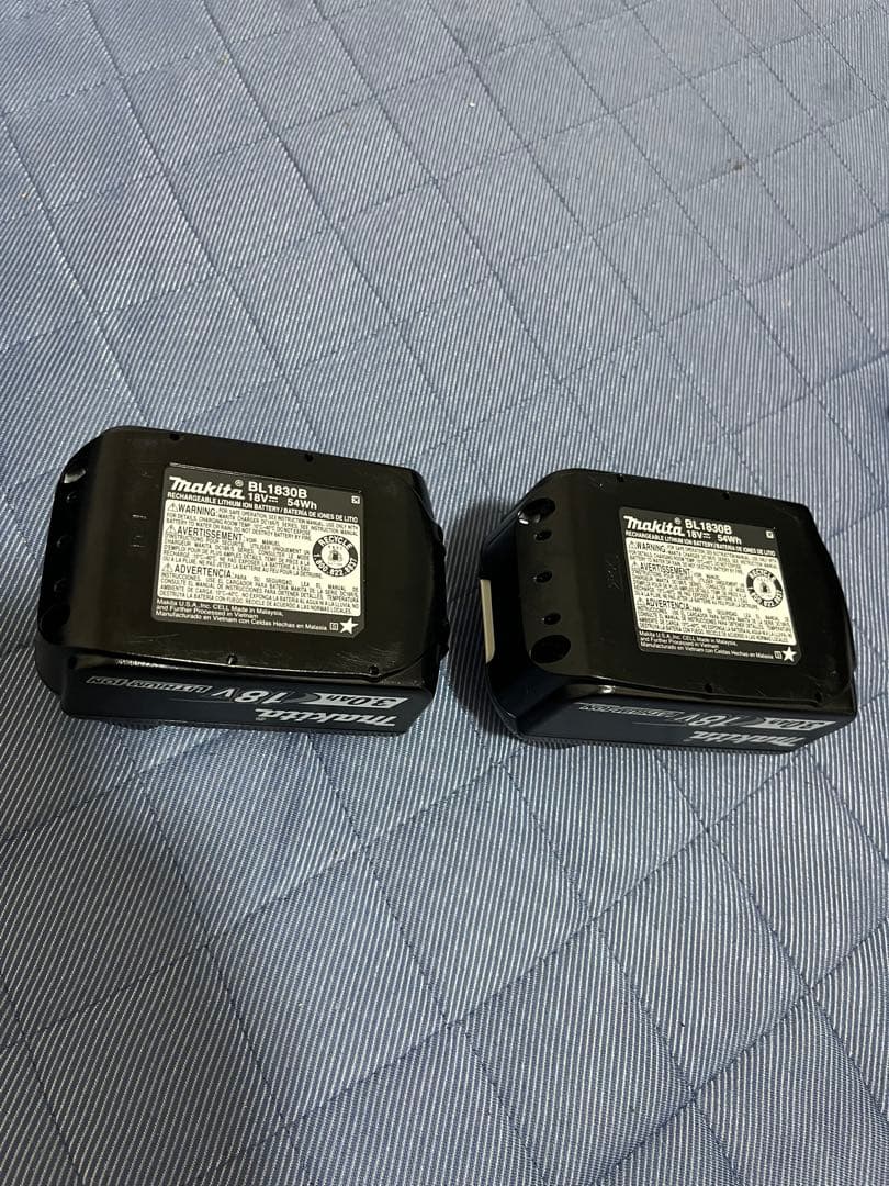 スノーピークフィールドファン (マキタコラボ)バッテリー2個、充電器豪華セット！