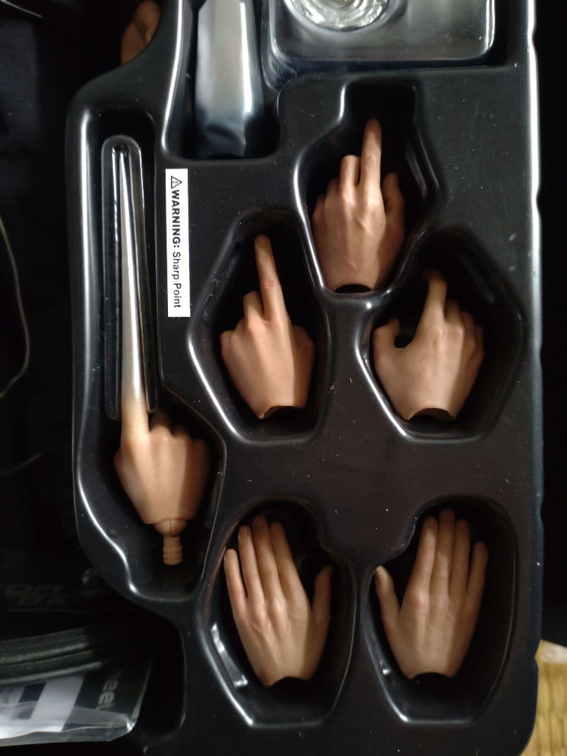 その他 Hottoys T-1000 1/6