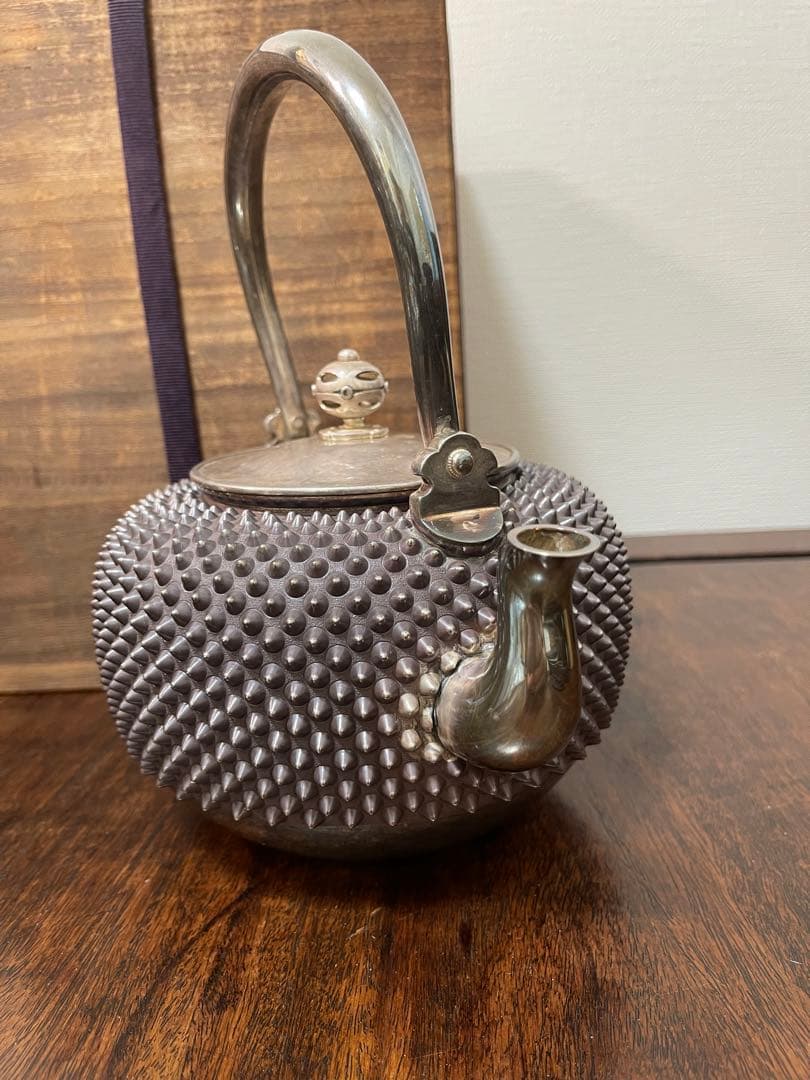 銀瓶　純銀　あられ　木箱付き　652g 骨董古美術