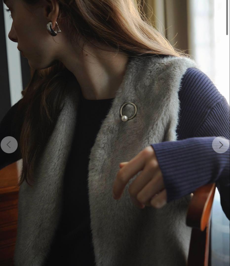 エメイン　コンパクトファーベスト