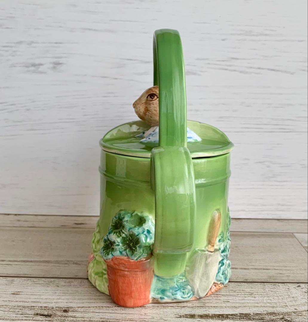 ピーターラビットじょうろ ティーポッド型オルゴール シュミット社製