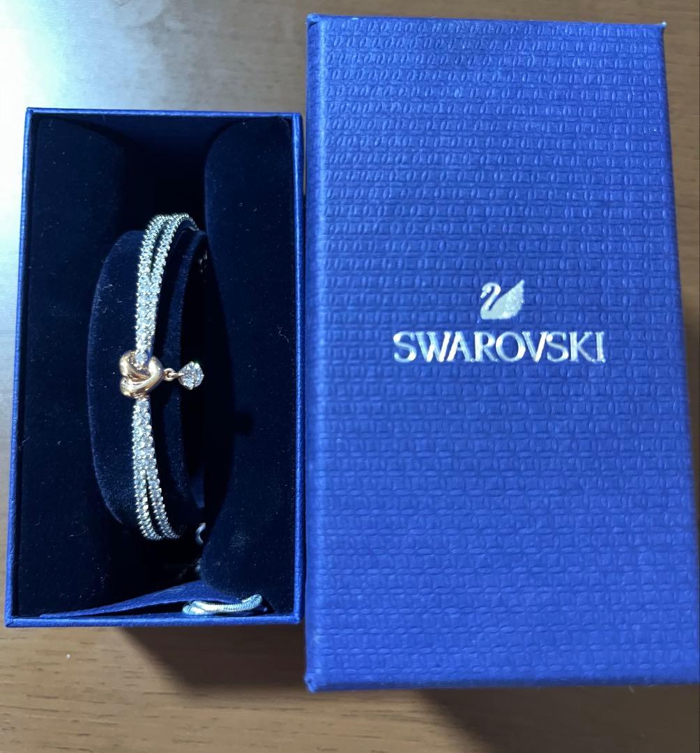 Swarovski Lifelong Heart クリスタル ハート バングル