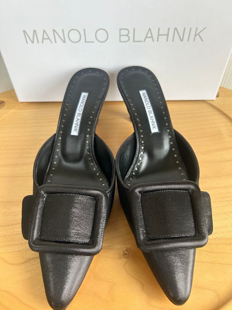 新品⭐︎名品【Manolo Blahnik】メイセール　コットンミュール38