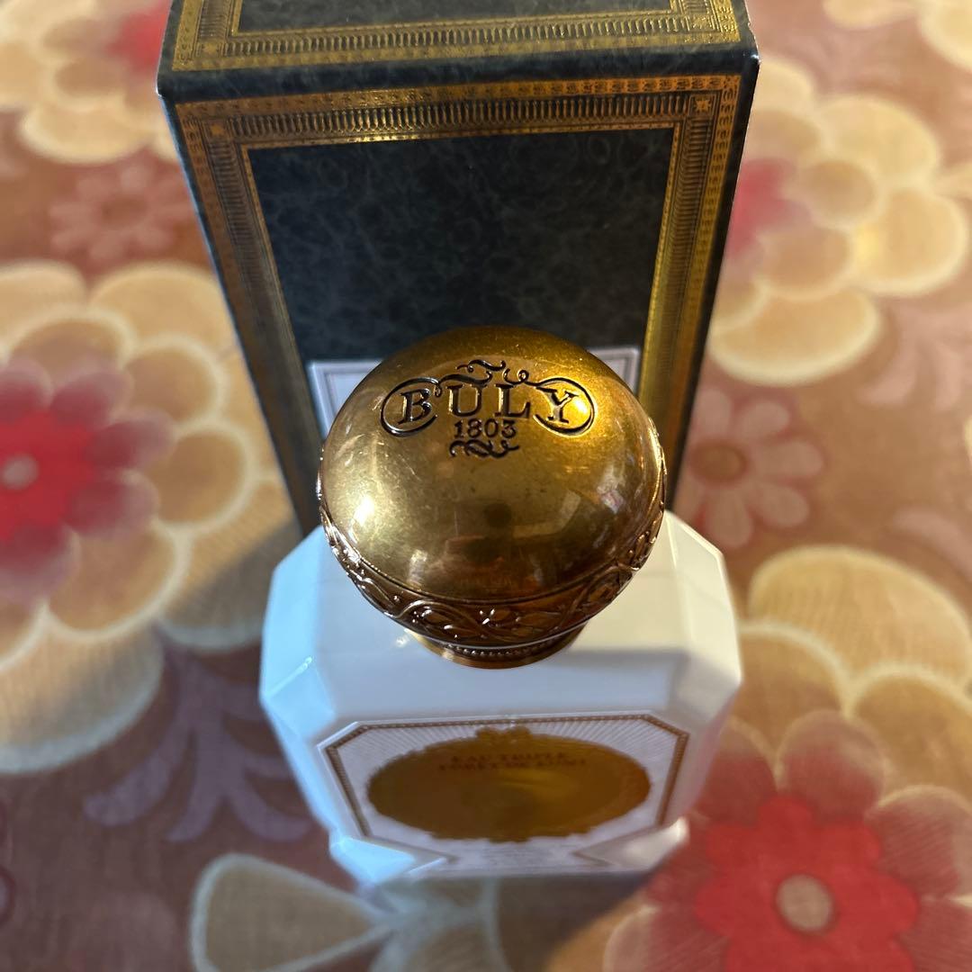 オフィシーヌユニヴェルセルビュリー　フォレ・ドゥ・コミ