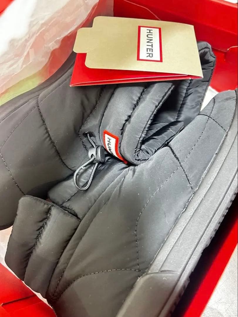 限定期間出品。HUNTER ブラックブーツ 防水性　39 スノーブーツ　UGG