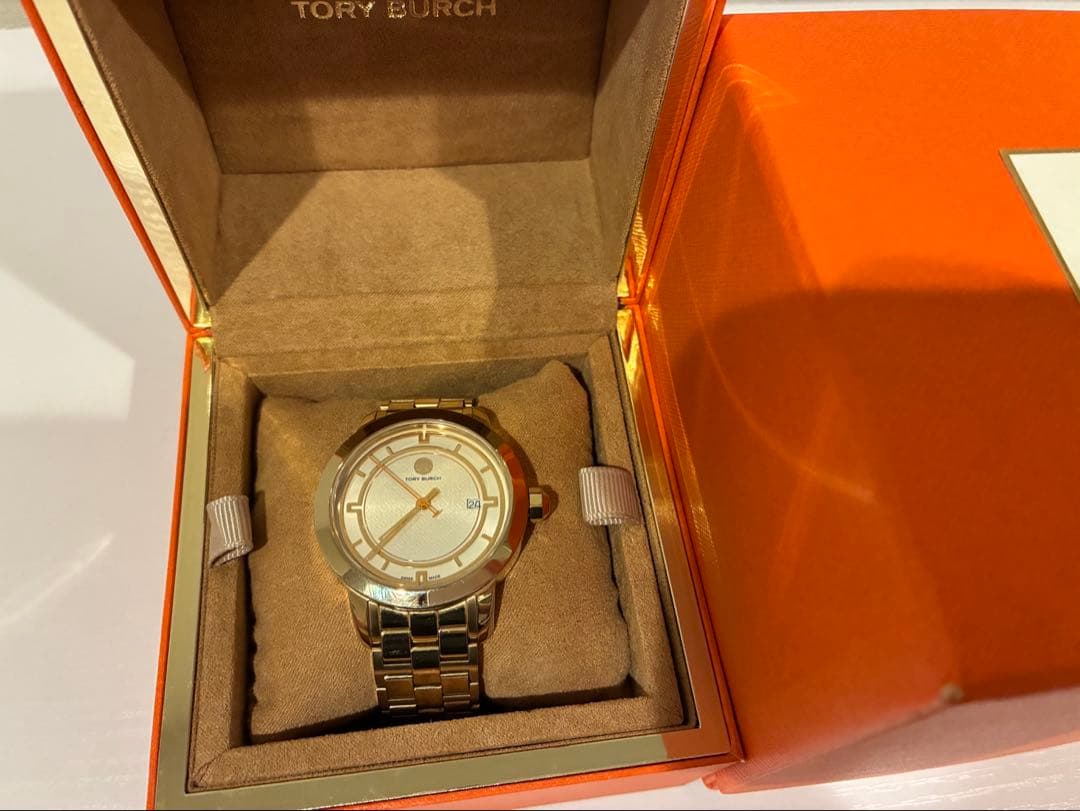 TORY BURCH レディース 腕時計 ゴールド 箱付き