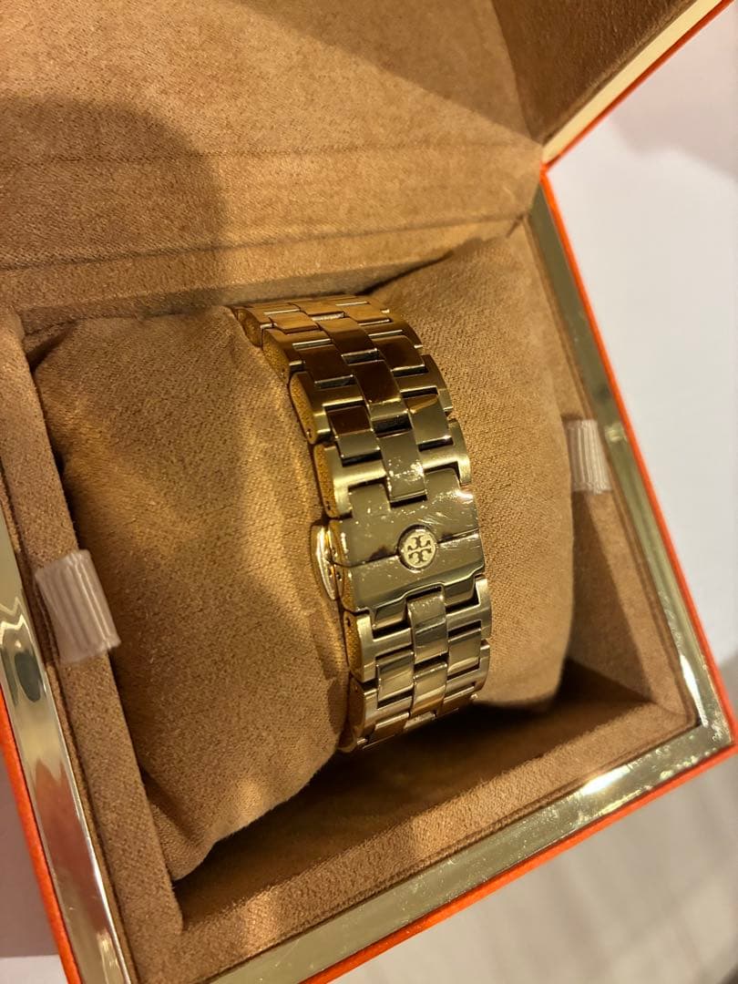 TORY BURCH レディース 腕時計 ゴールド 箱付き