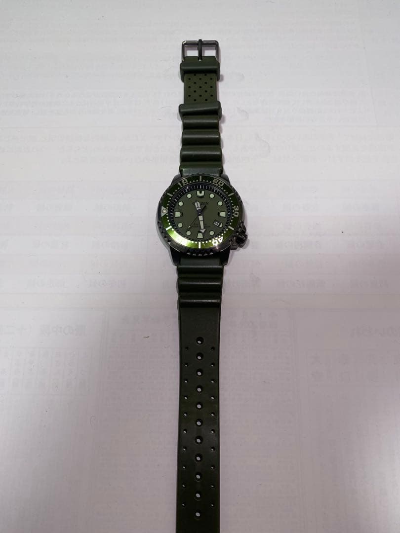 CITIZEN ダイバーズウォッチ オリーブグリーン