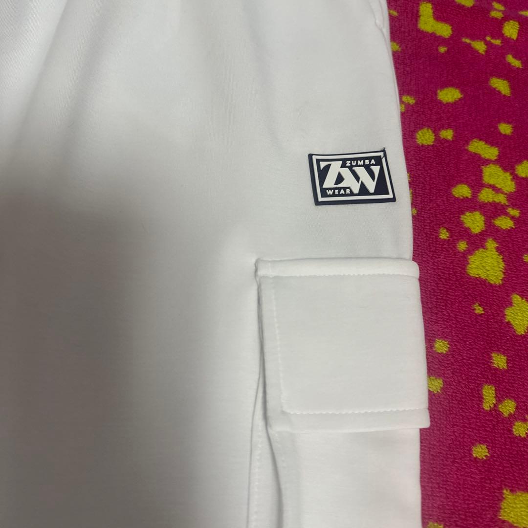 週末のお値下げ！ZUMBA スゥエット白上下セットアップ
