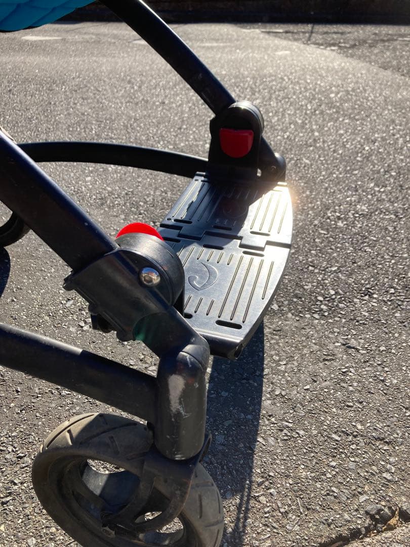 子ども福祉用バギー　クリケット（5点式安全ベルト付き）